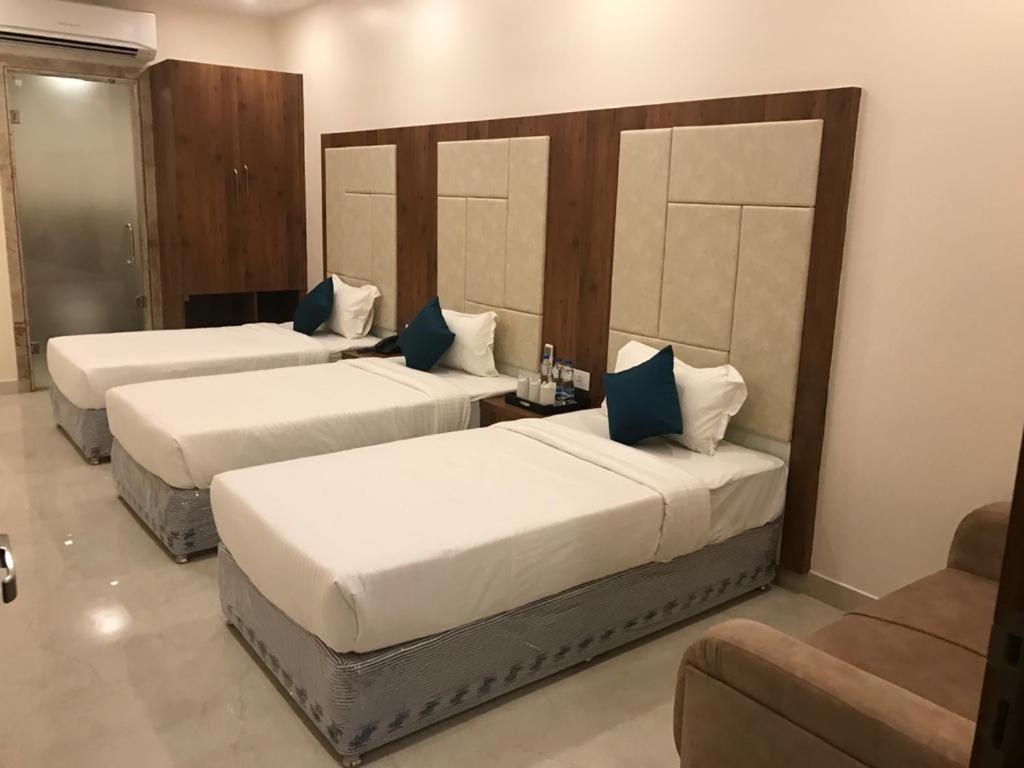 Hotel Hari Vilaas Varanasi Exterior photo